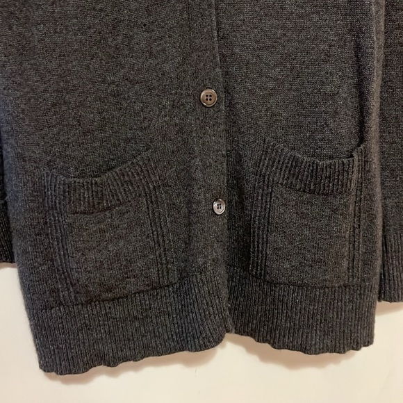 Henri Bendel cashmere jacket - Picture 3 of 8